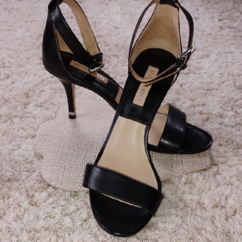Michael Kors Black Women's Sandals - Picture 4 of 4